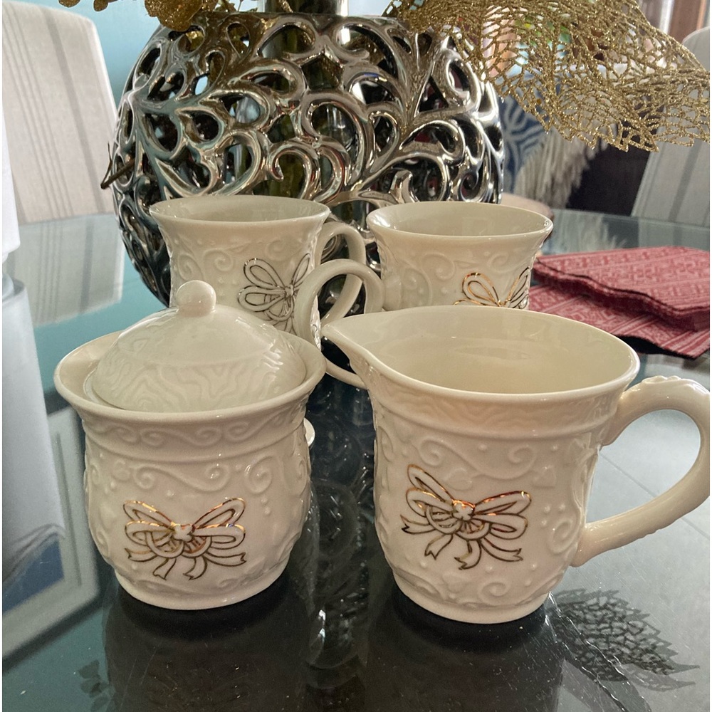 Skye McGhie Eternity cream sugar and 2 mug set like new